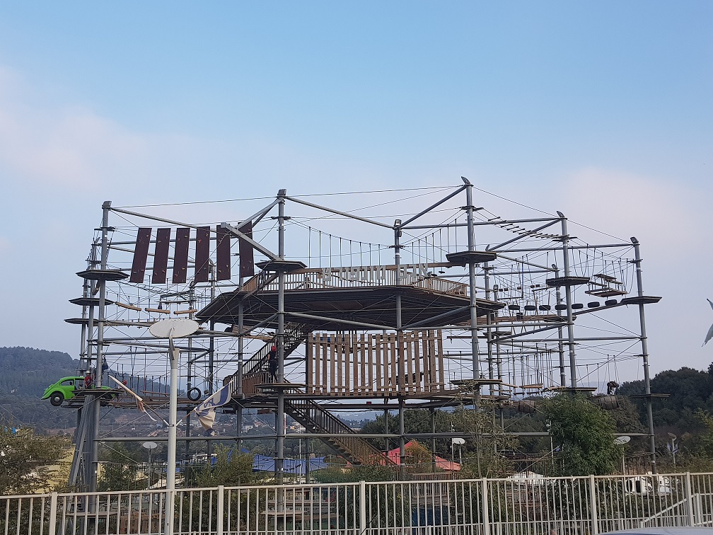 אגם מונפורט פארק תיירות לכל המשפחה