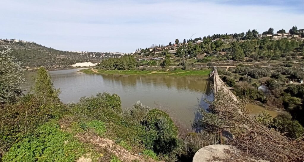 מאגר וסכר בית הזית - טיול לכל המשפחה