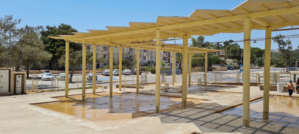 פארק קשת מצפה רמון – על שם בוני ונורמן וויס