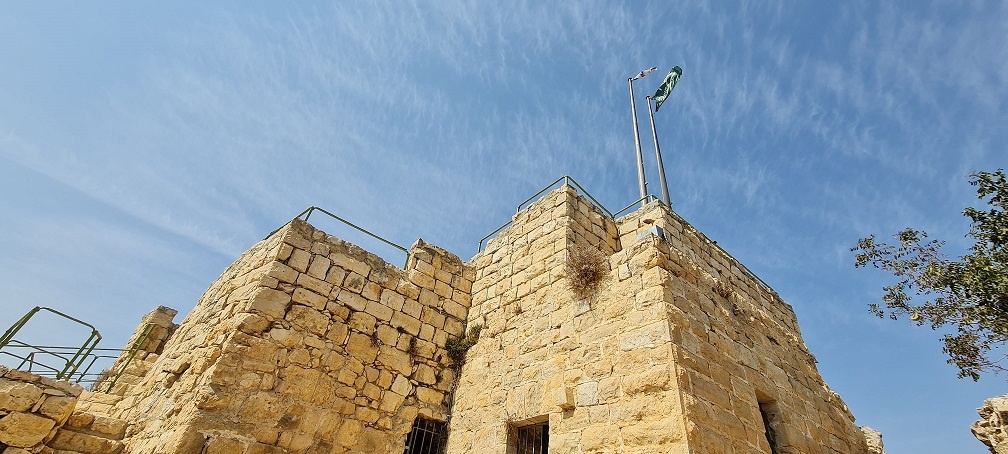 אתר לאומי הקסטל - הר מעוז