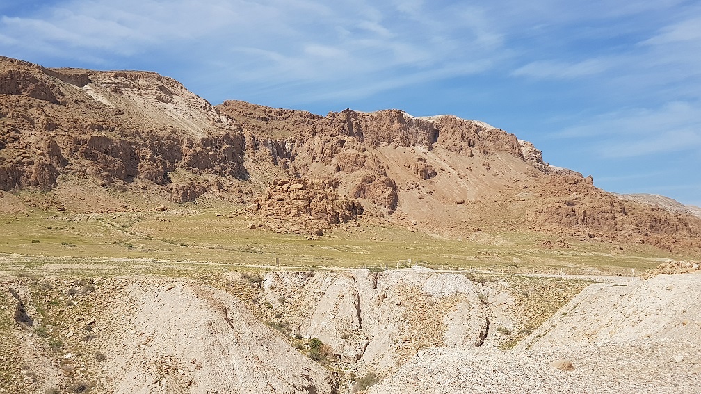 שביל המגילות בשמורת הטבע מצוק העתקים