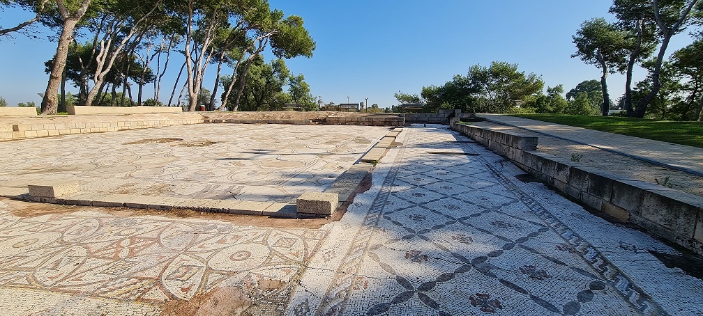 פסיפס הציפורים בקיסריה