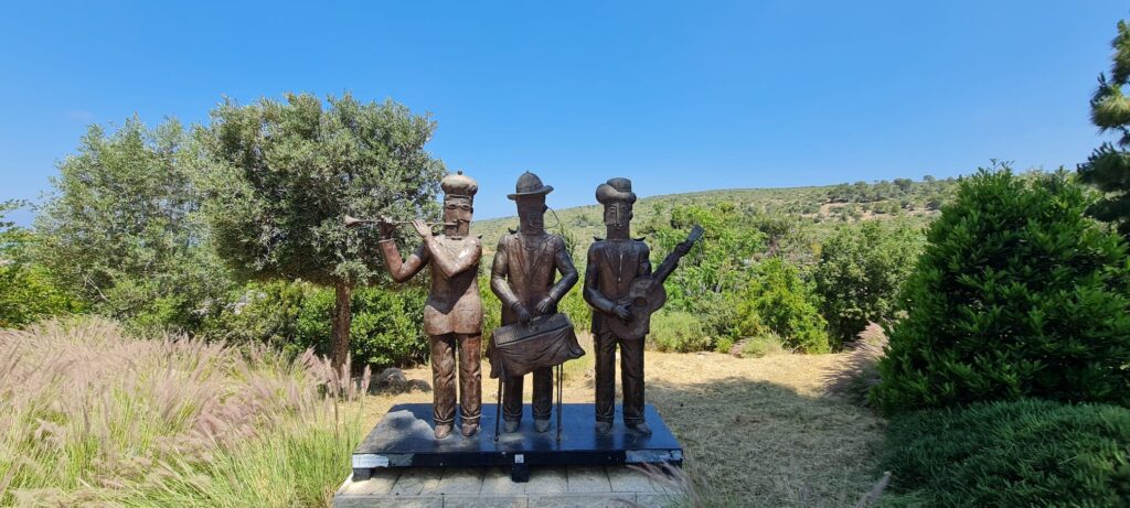 עין הוד – כפר אמנים בדרום הכרמל