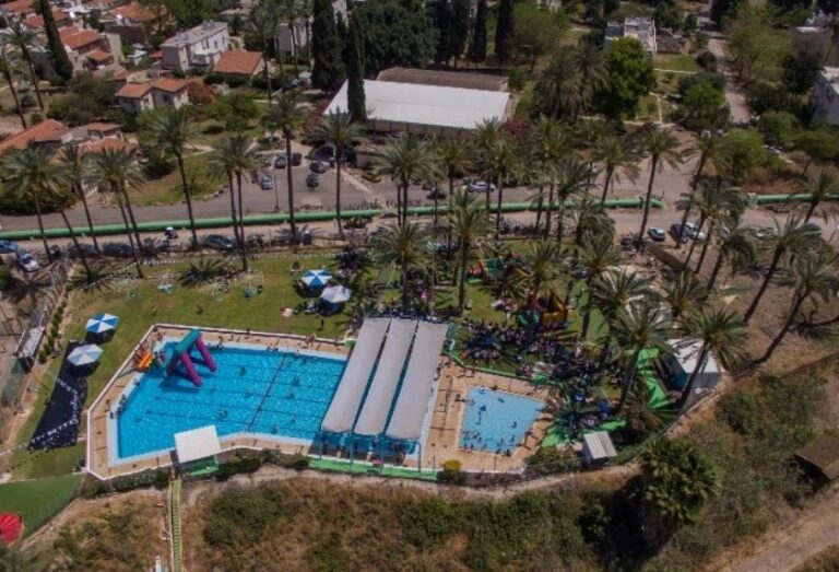 באדיבות מקום האירוח