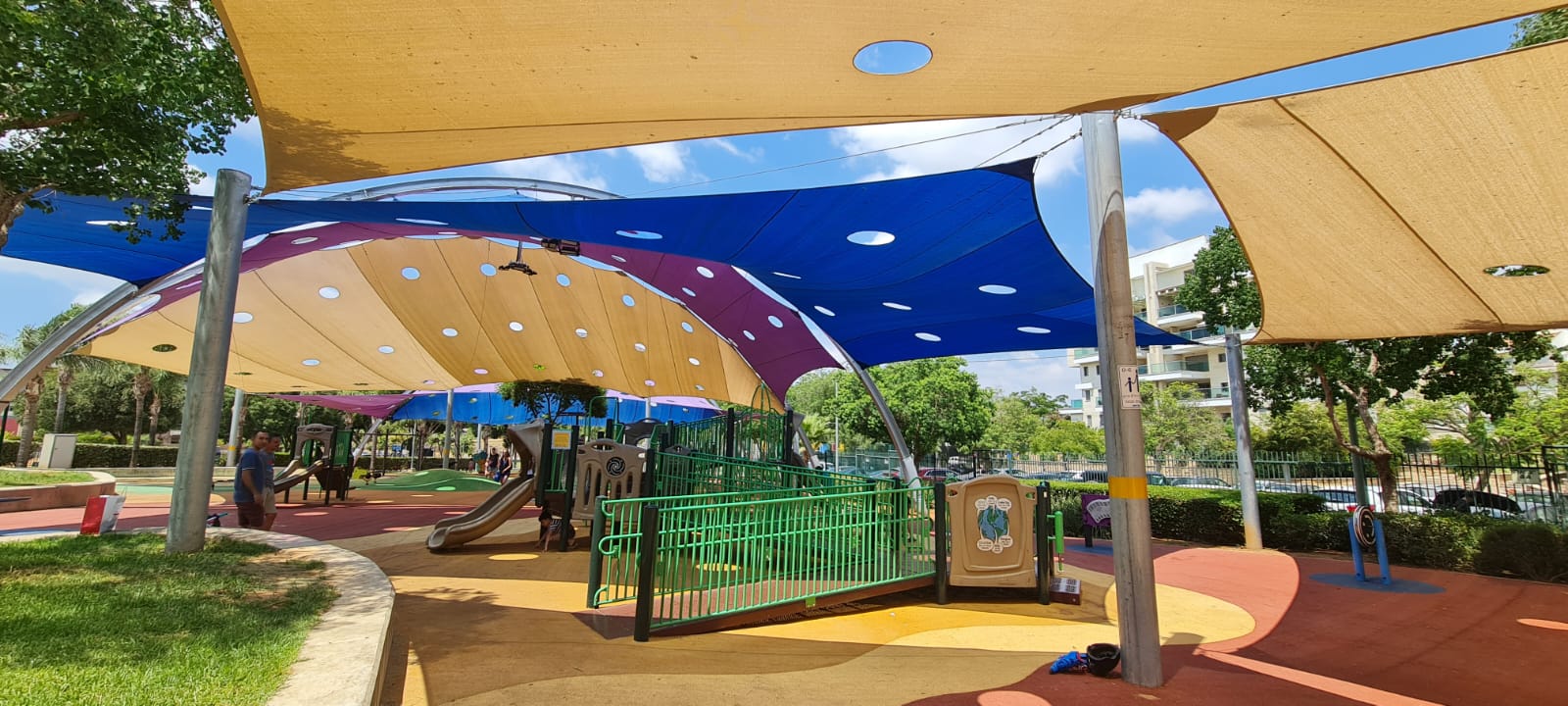 פארק כל הילדים – פארק ארבע העונות