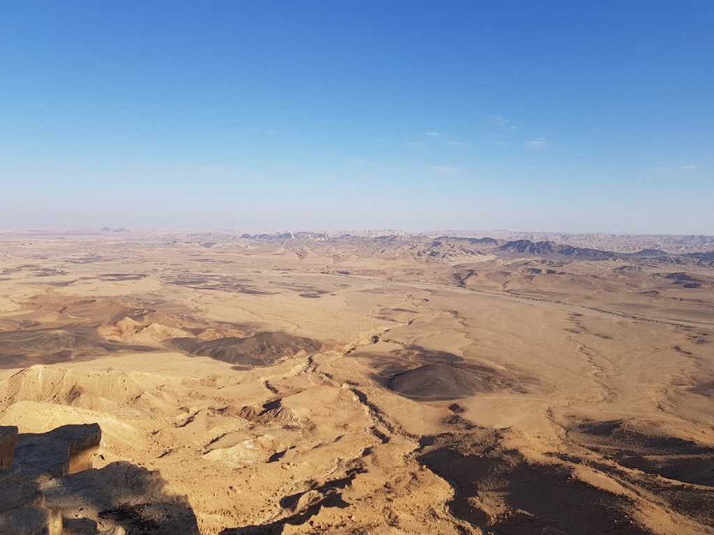 טיילת אלברט – שפת מכתש רמון