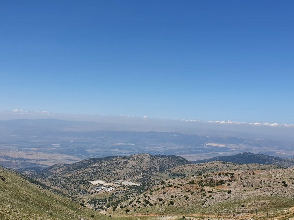 מבט אל הר סנאים מהרכבל העליון
