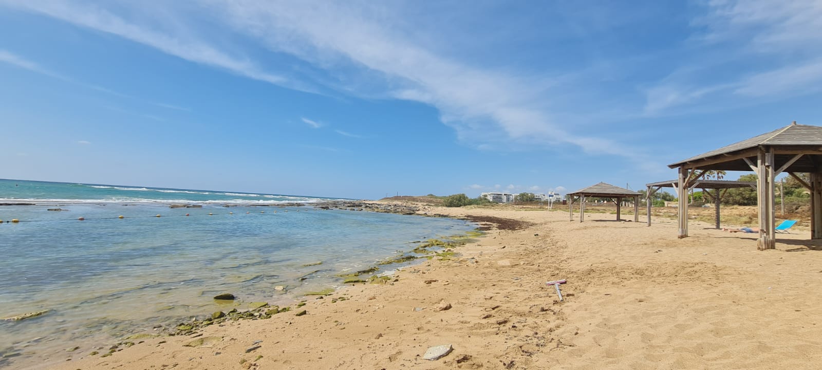 הלגונה בחוף שבי ציון