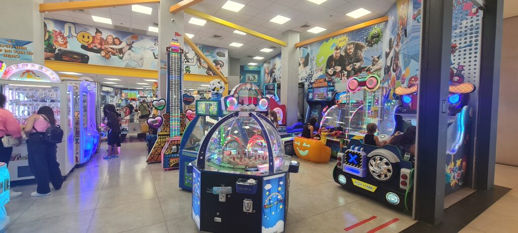 טיים מאשין – רשת משחקיות בקניונים בפריסה ארצית