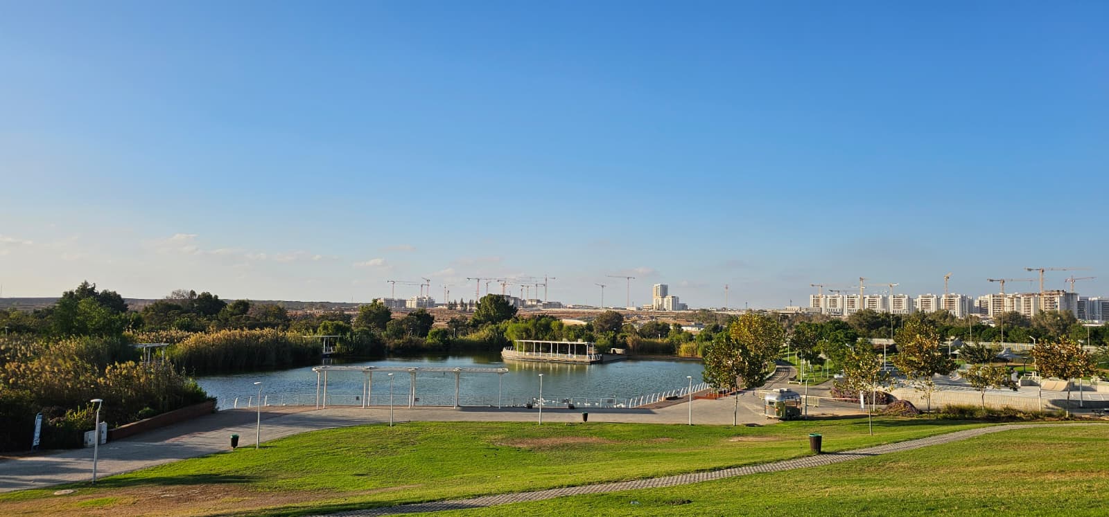 פארק האגם בנתיבות