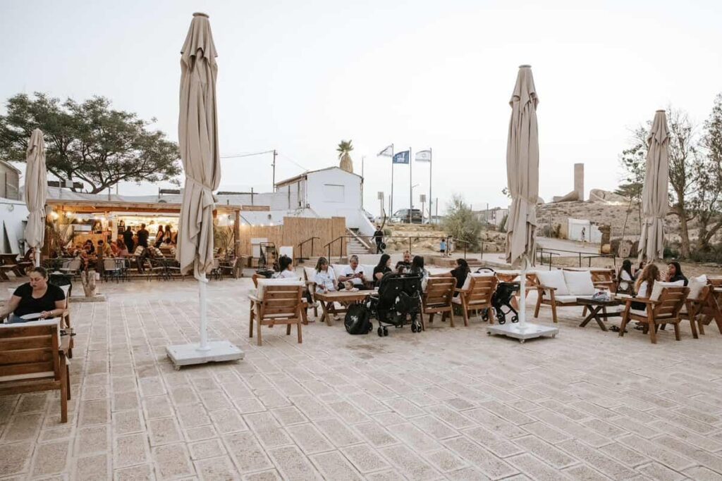 באדיבות הדבשת: עגלת קפה כשרה במדבר