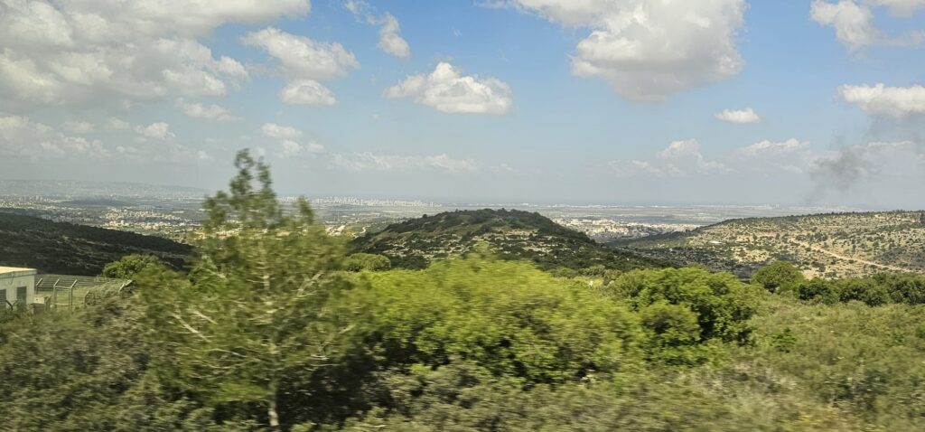 הר כיפה הגלילי: מסלול קצר, פריחה ונוף פתוח