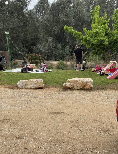באדיבות קפה קנל: עגלת קפה במושב תלמי אלעזר