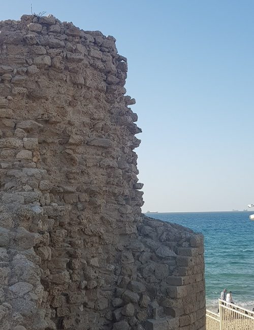 מצודת אשדוד ים וחוף המצודה – קלעת אל-מינה