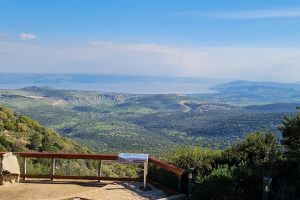 מצפה כנרת במושב אמירים – תצפית מרהיבה על הרי הגליל והכנרת