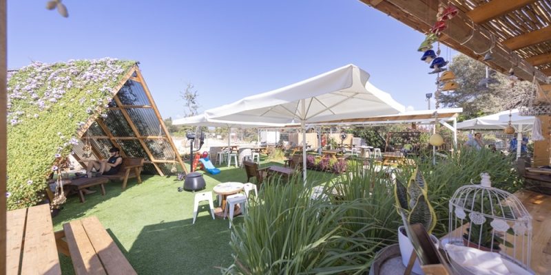 באדיבות פסיפלורה: עגלת קפה עם משמעות בכפר גלים