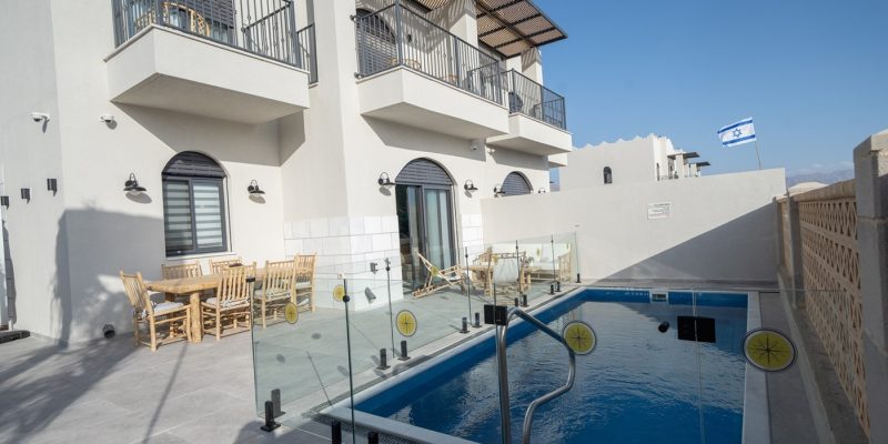 באדיבות אלה סאן: וילות עם בריכה למשפחות באילת