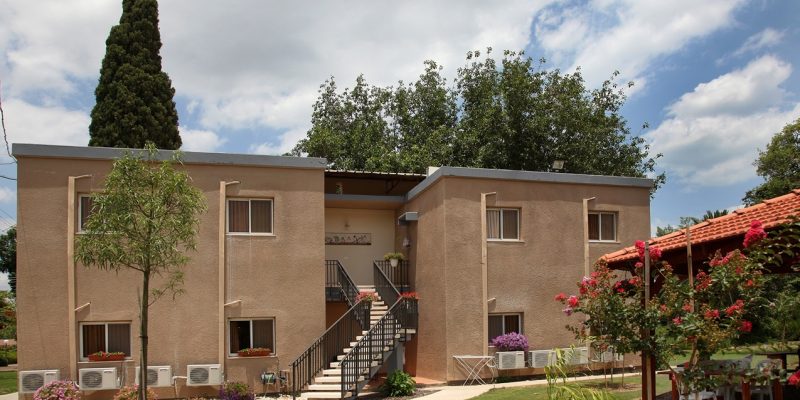 באדיבות אל מול הגולן: אירוח כפרי בקיבוץ שער הגולן