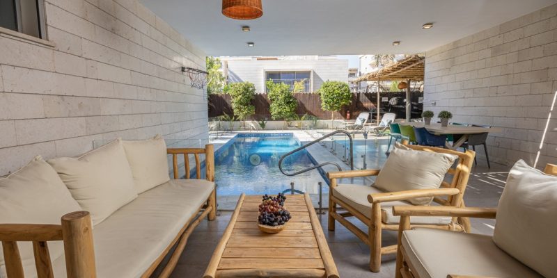 באדיבות אלה סאן: וילות גדולות עם בריכה למשפחות באילת