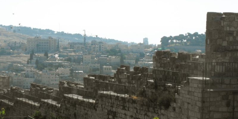 טיילת החומות העיר העתיקה ירושלים
