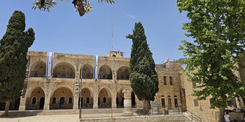 סיור ברובע היהודי בירושלים: מסע בזמן בלב העיר העתיקה