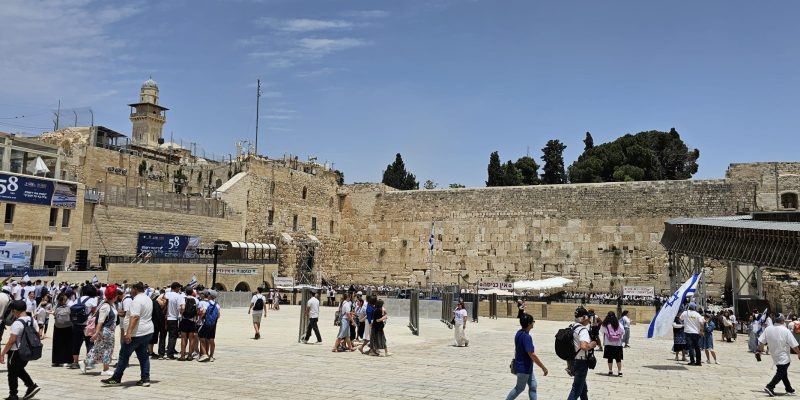 סיור ברובע היהודי בירושלים: מסע בזמן בלב העיר העתיקה