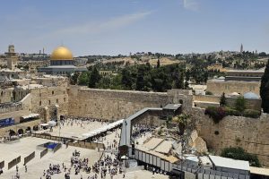 סיור ברובע היהודי בירושלים: מסע בזמן בלב העיר העתיקה