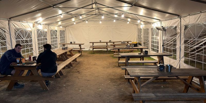 באדיבות בורגר 232 Burger: פודטראק עגלת המבורגר בקיבוץ מגן