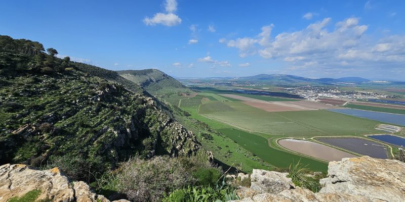 מבט אל העמק הנעלם