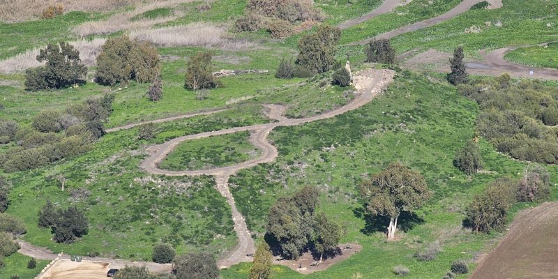 מבט מהגלבוע אל תל יוסף העתיקה