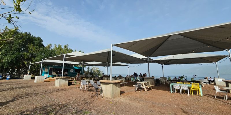 צוקפה: עגלת קפה בכנרת