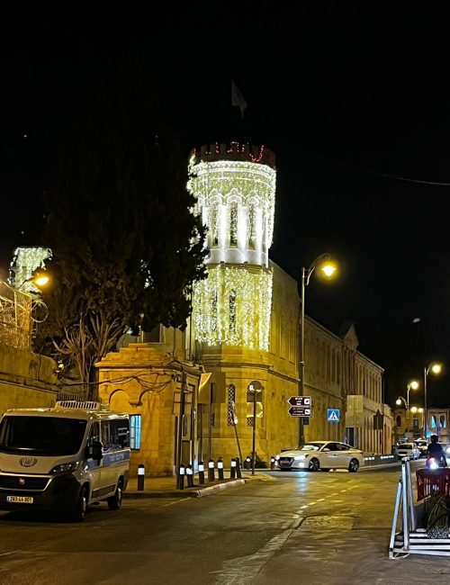 הסיור המואר בירושלים - בניין סרגיי צילום פמי
