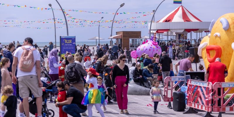 פורים בנמל תל אביב. צילום איתן ברנט